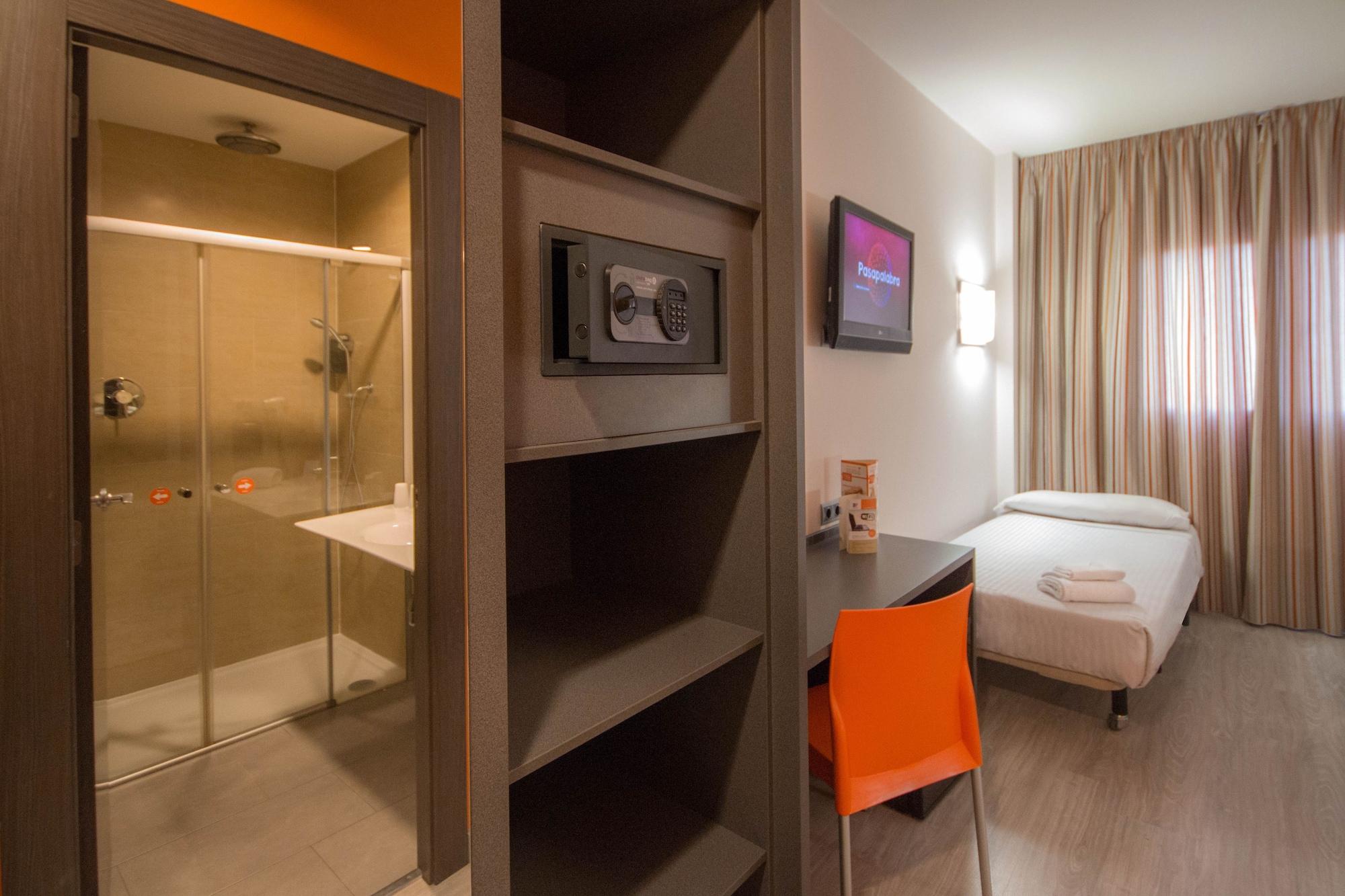 H2 Fuenlabrada Hotell Exteriör bild