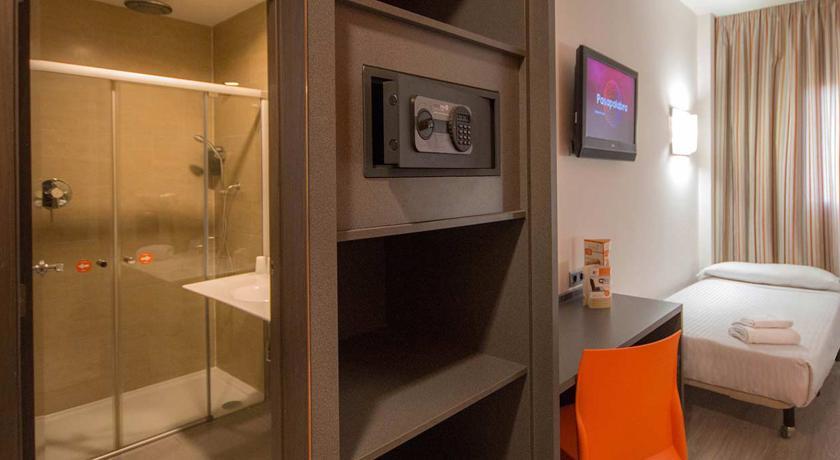 H2 Fuenlabrada Hotell Exteriör bild