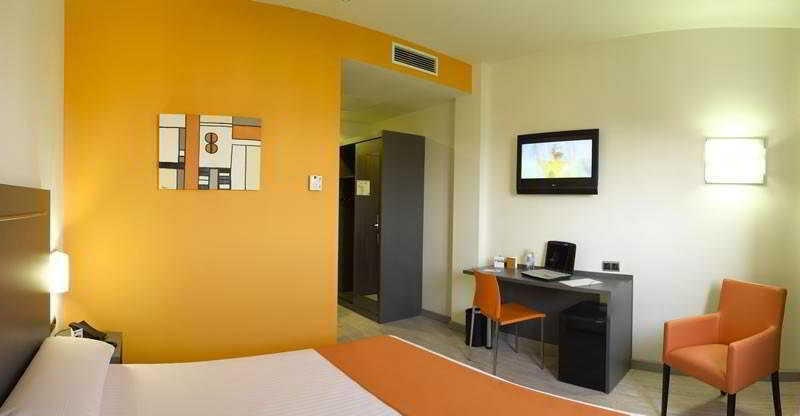 H2 Fuenlabrada Hotell Exteriör bild